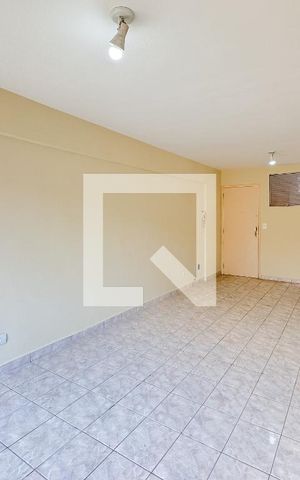 Apartamento à venda com 72m², 1 quarto e sem vaga Apartamento à venda com 72m², 1 quarto e sem vagaSala/Quarto