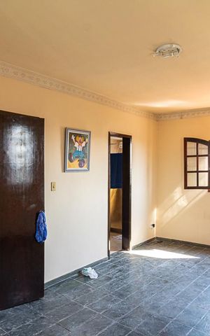 Casa para alugar com 100m², 3 quartos e 1 vaga Casa para alugar com 100m², 3 quartos e 1 vagaSuite