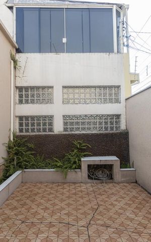 Casa à venda com 150m², 3 quartos e 2 vagasGaragem