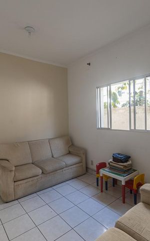 Casa à venda com 150m², 3 quartos e 2 vagasSala de TV