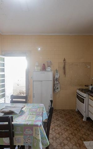 Casa à venda com 150m², 3 quartos e 2 vagasCozinha