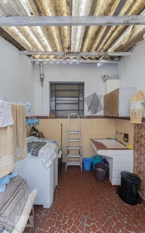 Casa à venda com 150m², 3 quartos e 2 vagasÁrea de Serviço