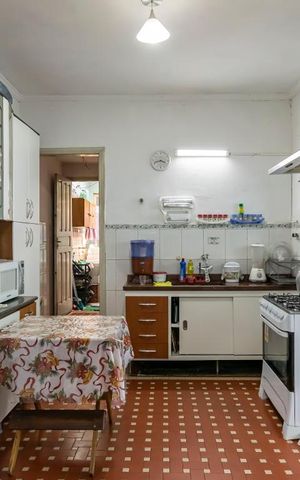 Casa à venda com 215m², 5 quartos e 2 vagasCozinha