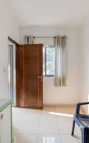 Casa à venda com 215m², 5 quartos e 2 vagasEdícula - Quarto 4