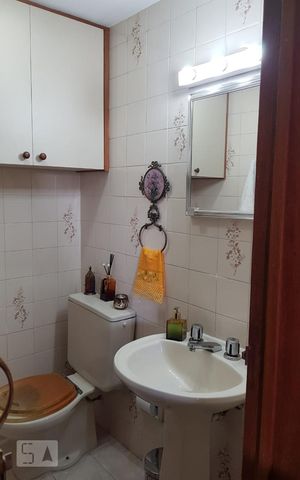 Apartamento à venda com 80m², 3 quartos e 2 vagasBanheiro da Suite