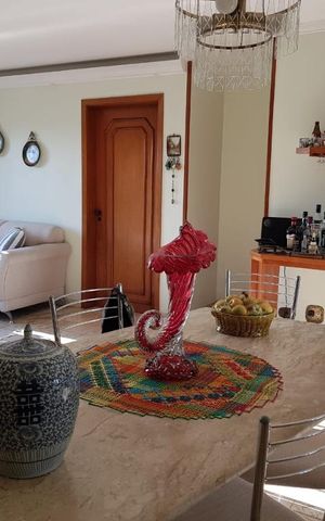 Apartamento à venda com 80m², 3 quartos e 2 vagasSala