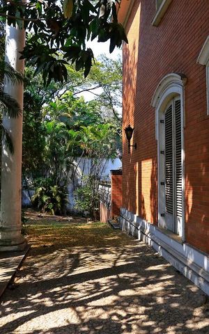 Casa à venda com 900m², 4 quartos e 4 vagasÁrea Externa