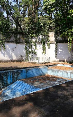 Casa à venda com 900m², 4 quartos e 4 vagasPiscina