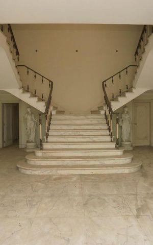 Casa à venda com 900m², 4 quartos e 4 vagasHall de Entrada