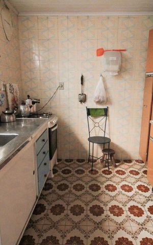 Casa à venda com 400m², 3 quartos e 4 vagascozinha casa 3