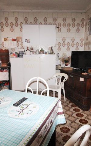 Casa à venda com 400m², 3 quartos e 4 vagascozinha casa 3