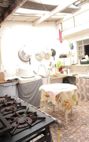 Casa à venda com 400m², 3 quartos e 4 vagasarea de serviço casa 3