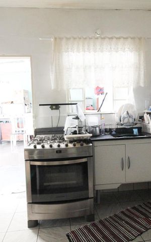 Casa à venda com 400m², 3 quartos e 4 vagascozinha casa 1