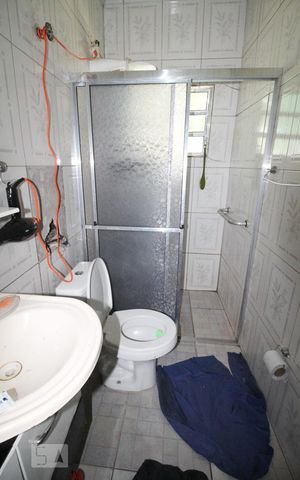 Casa à venda com 400m², 3 quartos e 4 vagasbanheiro casa 2