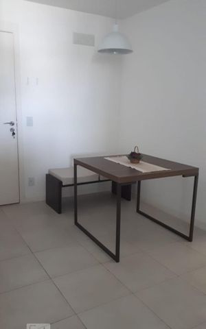 Apartamento à venda com 80m², 2 quartos e 1 vaga Apartamento à venda com 80m², 2 quartos e 1 vagaSala