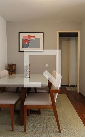 Apartamento à venda com 80m², 2 quartos e 1 vagaSala