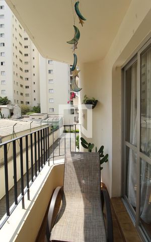 Apartamento à venda com 80m², 2 quartos e 1 vagaVaranda