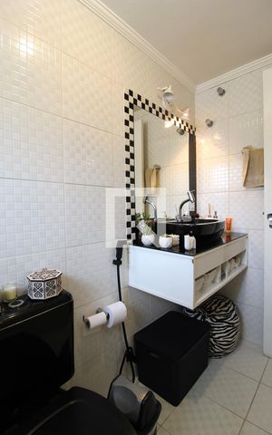 Apartamento à venda com 80m², 2 quartos e 1 vagaBanheiro