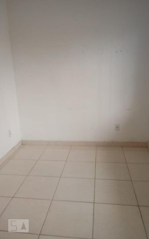 Apartamento para alugar com 100m², 3 quartos e 1 vaga Apartamento para alugar com 100m², 3 quartos e 1 vagaQuarto