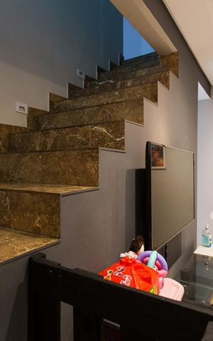 Casa à venda com 190m², 2 quartos e 2 vagasSala