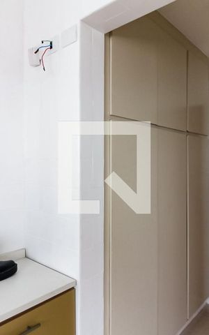 Apartamento para alugar com 330m², 4 quartos e 4 vagas Apartamento para alugar com 330m², 4 quartos e 4 vagasÁrea de Serviço
