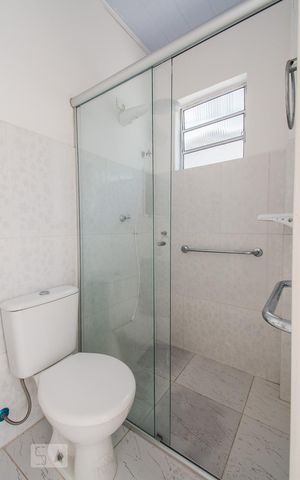 Casa para alugar com 130m², 3 quartos e sem vagaBanheiro de Serviço
