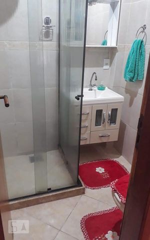 Apartamento à venda com 60m², 2 quartos e 1 vaga Apartamento à venda com 60m², 2 quartos e 1 vagaBanheiro