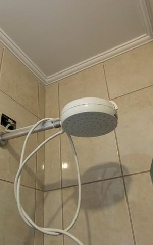Casa à venda com 210m², 3 quartos e 2 vagas2o. Andar - Banheiro social