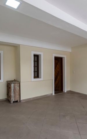 Casa à venda com 210m², 3 quartos e 2 vagasGaragem