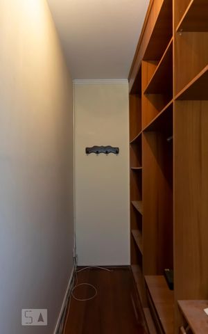 Casa à venda com 210m², 3 quartos e 2 vagas2o. Andar - Quarto 3 - Suíte/ Closet
