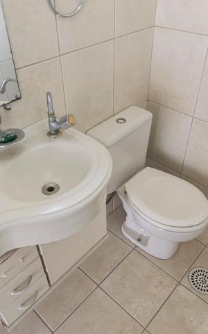 Casa à venda com 210m², 3 quartos e 2 vagas2o. Andar - Quarto 3 - Suíte/ Banheiro