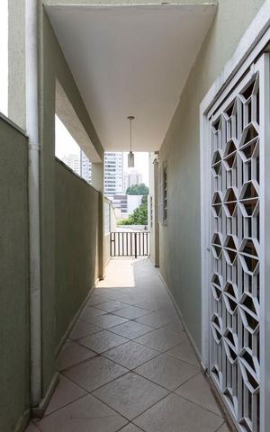Casa à venda com 210m², 3 quartos e 2 vagas1o. Andar - Quintal