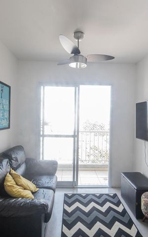 Apartamento à venda com 49m², 2 quartos e 1 vaga Apartamento à venda com 49m², 2 quartos e 1 vagaSala