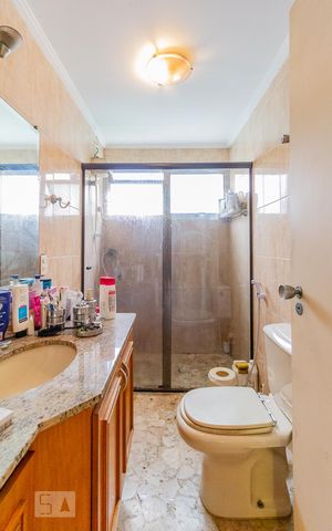 Apartamento à venda com 81m², 2 quartos e 1 vaga Apartamento à venda com 81m², 2 quartos e 1 vagaBanheiro