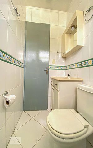 Apartamento à venda com 42m², 2 quartos e sem vagaBanheiro
