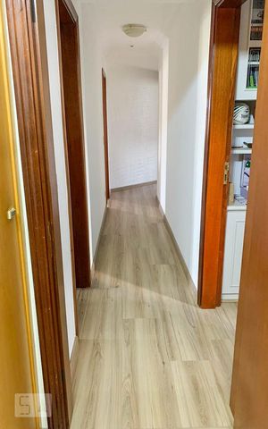Apartamento à venda com 200m², 4 quartos e 3 vagas Apartamento à venda com 200m², 4 quartos e 3 vagasCorredor