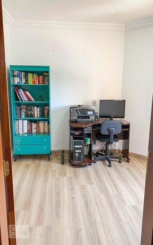 Apartamento à venda com 200m², 4 quartos e 3 vagas Apartamento à venda com 200m², 4 quartos e 3 vagasQuarto 3