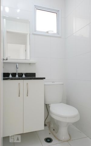 Apartamento à venda com 55m², 2 quartos e 1 vaga Apartamento à venda com 55m², 2 quartos e 1 vagaBanheiro