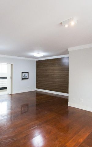 Apartamento para alugar com 168m², 4 quartos e 3 vagasSala