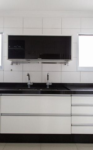 Apartamento para alugar com 168m², 4 quartos e 3 vagasCozinha