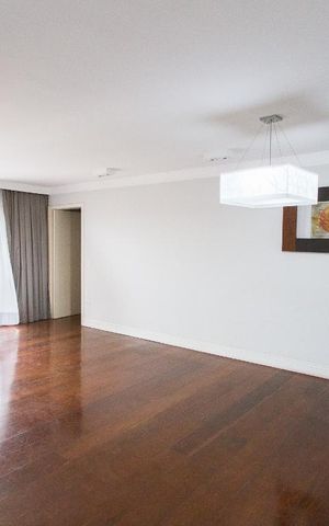 Apartamento para alugar com 168m², 4 quartos e 3 vagasSala