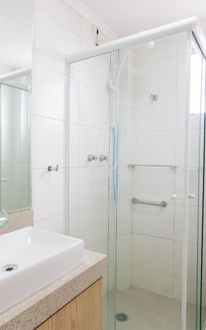 Apartamento para alugar com 168m², 4 quartos e 3 vagasBanheiro da Suíte 1