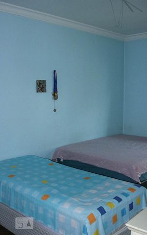 Casa à venda com 350m², 4 quartos e 3 vagas Casa à venda com 350m², 4 quartos e 3 vagasQuarto 2