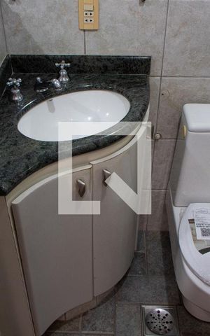 Apartamento para alugar com 50m², 1 quarto e sem vaga Apartamento para alugar com 50m², 1 quarto e sem vagaBANHEIRO DA SUITE