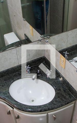 Apartamento para alugar com 50m², 1 quarto e sem vaga Apartamento para alugar com 50m², 1 quarto e sem vagaBANHEIRO DA SUITE