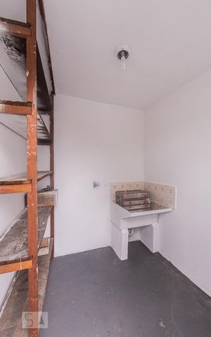 Casa à venda com 248m², 2 quartos e 2 vagasÁrea de Serviço 2