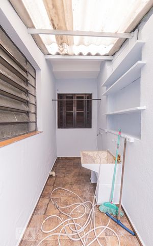 Casa à venda com 248m², 2 quartos e 2 vagasÁrea de Serviço