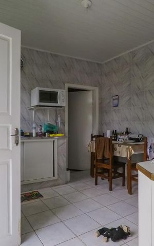 Casa à venda com 492m², 2 quartos e 2 vagasCozinha