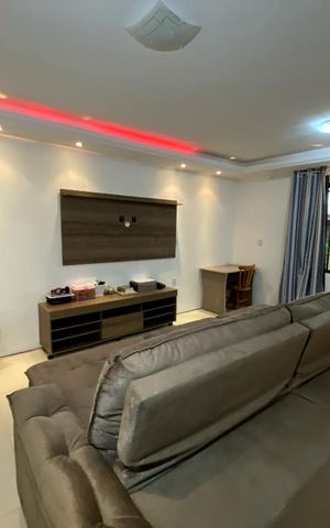 Casa à venda com 120m², 4 quartos e 4 vagasDetalhe Sala