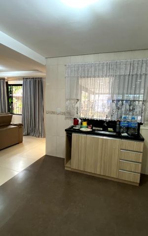 Casa à venda com 120m², 4 quartos e 4 vagasCozinha